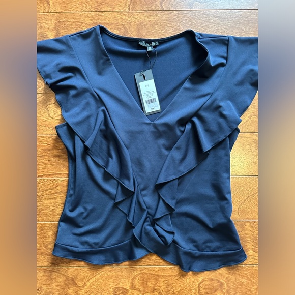 Dynamite ruffle top - Picture 3 of 4